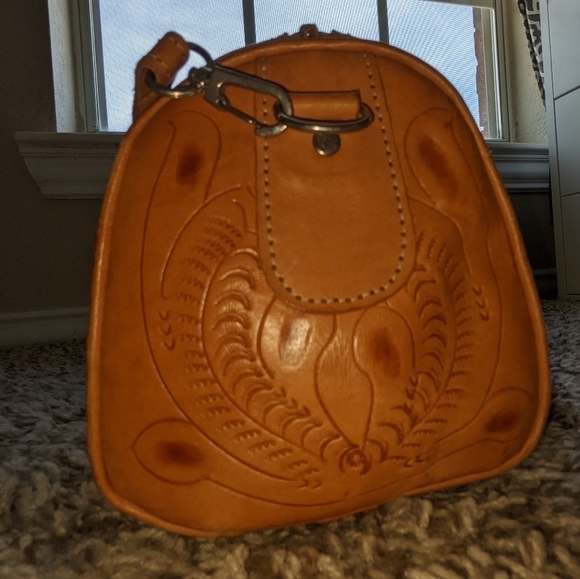 Genuine Leather Purse Hand Tooled Design Burnished with Detachable Strap - Picture 8 of 13